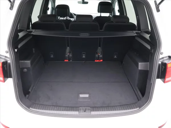 Volkswagen Touran 1,5 TSI 110 kW DSG R-line DPH - foto 10