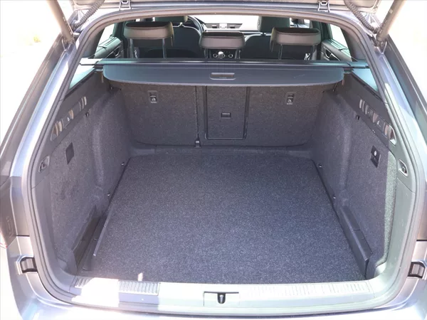 Škoda Superb 2,0 TDI 147kW CZ 4x4 L&K DSG D - foto 12