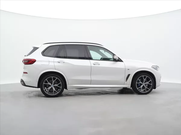 BMW X5 3,0 M50d 294kW CZ DPH FULL SER - foto 8