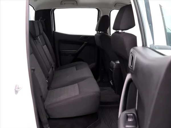 Ford Ranger 2,0 TDCI 4x4 Panther DPH Tažné - foto 13