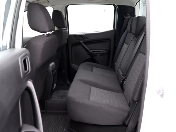 Ford Ranger 2,0 TDCI 4x4 Panther DPH Tažné - foto 14