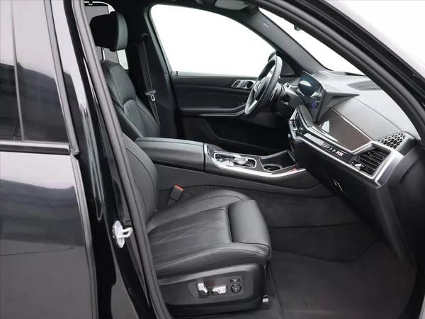 BMW X5 3,0 xDrive40d Mpacket - foto 12