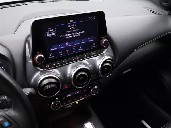 Nissan Juke 1,0 DIG-T Automat CZ Tekna DPH - foto 23