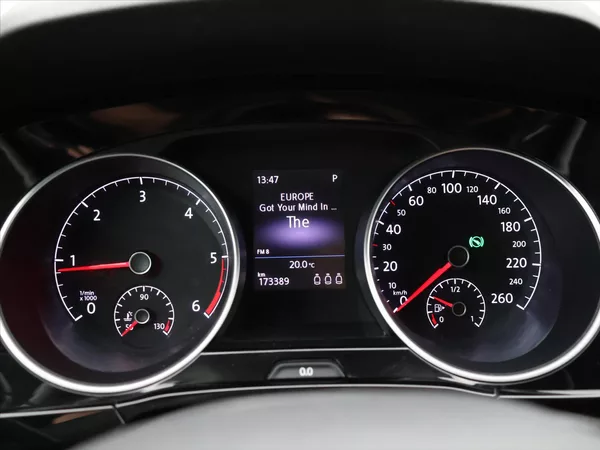Volkswagen Touran 2,0 TDI 110kW Highline DSG DPH - foto 19