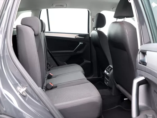 Volkswagen Tiguan 1.4 TSI 110kW LED Navi 1.Maj. - foto 13