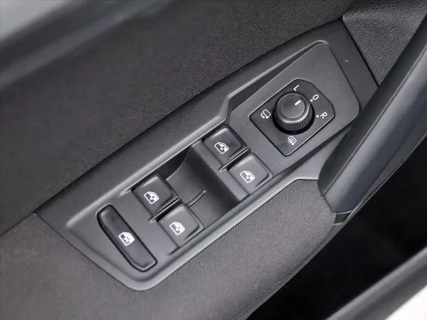 Volkswagen Tiguan 1.4 TSI 110kW LED Navi 1.Maj. - foto 15