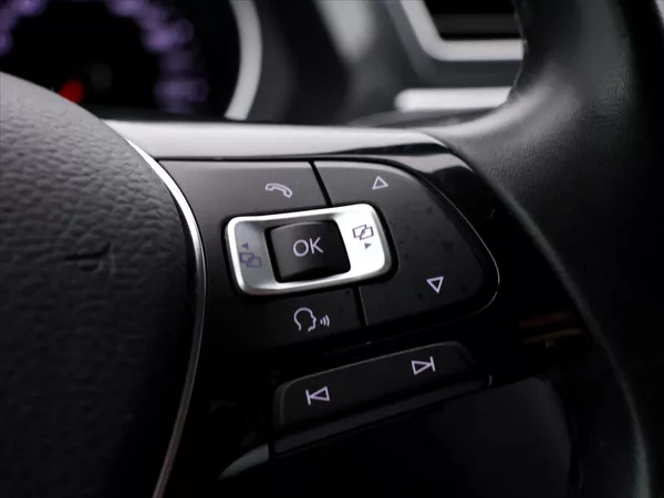 Volkswagen Tiguan 1.4 TSI 110kW LED Navi 1.Maj. - foto 22