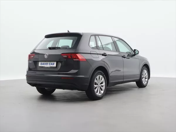 Volkswagen Tiguan 1.4 TSI 110kW LED Navi 1.Maj. - foto 7