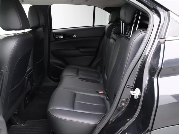 Mitsubishi Eclipse Cross 1,5 T-Mivec 120kW LED Kůže - foto 14