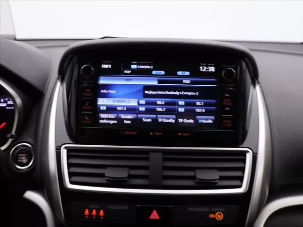 Mitsubishi Eclipse Cross 1,5 T-Mivec 120kW LED Kůže - foto 19
