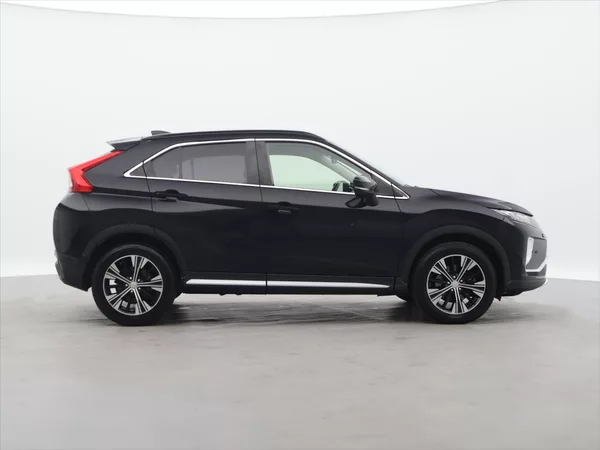 Mitsubishi Eclipse Cross 1,5 T-Mivec 120kW LED Kůže - foto 8