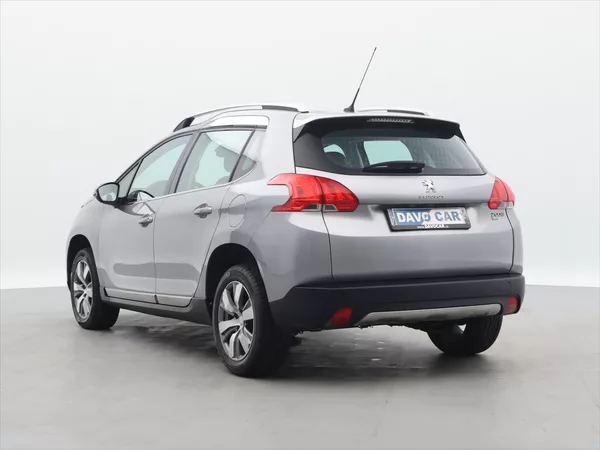 Peugeot 2008 1,2 VTi 60kW AT,Navi - foto 5