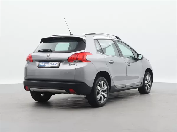 Peugeot 2008 1,2 VTi 60kW AT,Navi - foto 7