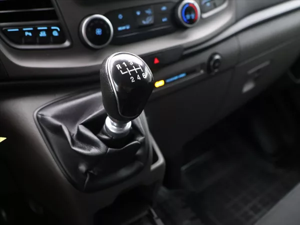 Ford Transit Custom 2,0 EcoBlue 95kW DPH CZ - foto 19