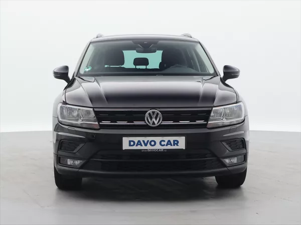 Volkswagen Tiguan 1.4 TSI 110kW Virtual 1.Maj. - foto 2