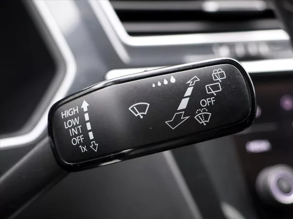 Volkswagen Tiguan 1,5 TSI 110kW LED Virtual Navi - foto 20