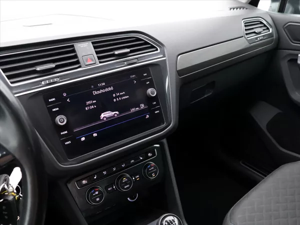 Volkswagen Tiguan 1,5 TSI 110kW LED Virtual Navi - foto 24