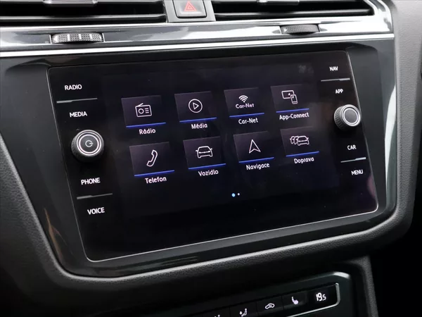 Volkswagen Tiguan 1,5 TSI 110kW LED Virtual Navi - foto 25