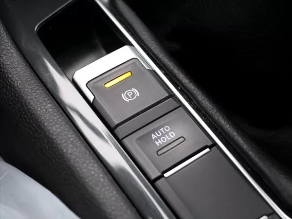 Volkswagen Tiguan 1,5 TSI 110kW LED Virtual Navi - foto 29