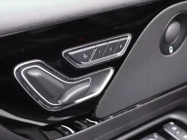 Lincoln Aviator 3,0 EvoBoost V6 AWD CZ - foto 19