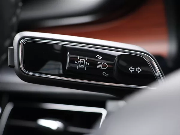 Lincoln Aviator 3,0 EvoBoost V6 AWD CZ - foto 23