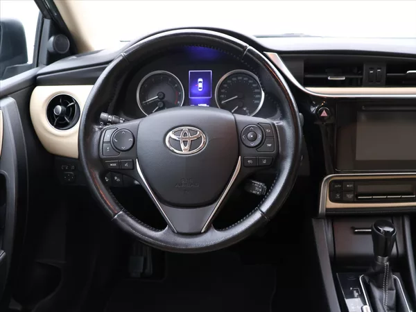 Toyota Corolla 1,6 VVT-i Aut. CZ Executive - foto 15