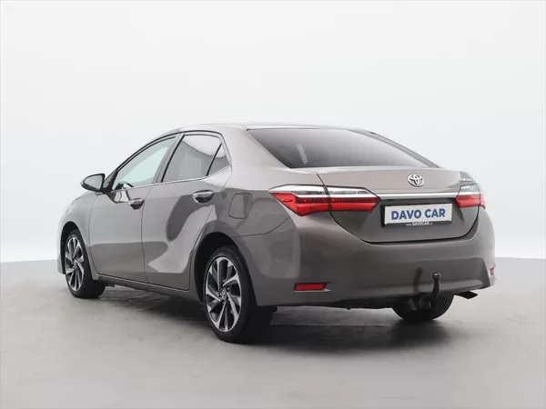 Toyota Corolla 1,6 VVT-i Aut. CZ Executive - foto 5