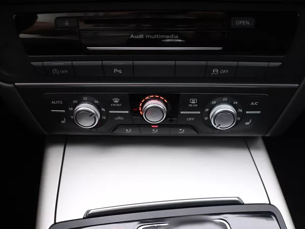Audi A6 3,0 TDI 200kW Quattro CZ DPH - foto 20