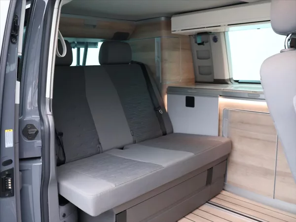 Volkswagen California Ocean 2,0 TDI 110kW 4MOT DSG - foto 13