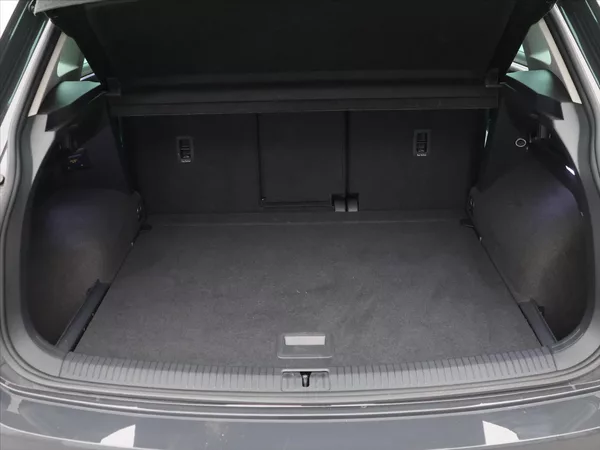 Volkswagen Tiguan 2,0 TSI 140kW 4MOT DSG DPH Ele - foto 10