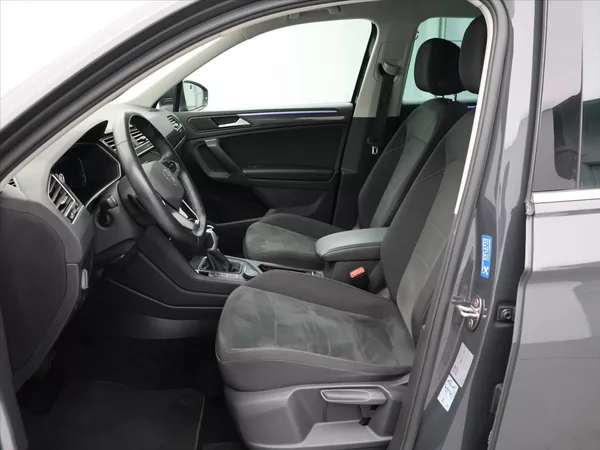 Volkswagen Tiguan 2,0 TSI 140kW 4MOT DSG DPH Ele - foto 11