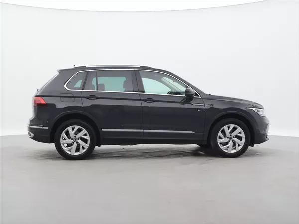 Volkswagen Tiguan 2,0 TSI 140kW 4MOT DSG DPH Ele - foto 8