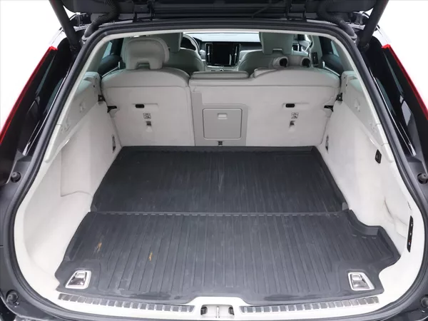 Volvo V90 2,0 D4 140kW Drive-E Momentum - foto 10