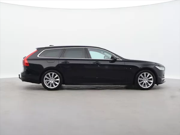 Volvo V90 2,0 D4 140kW Drive-E Momentum - foto 8