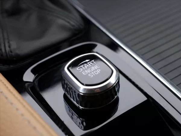 Volvo V90 2.0 D3 110kW Momentum LED - foto 29