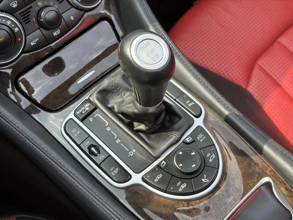 Mercedes-Benz SL 55 AMG 5.4 368kW - foto 24