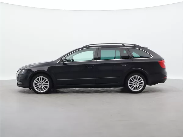 Škoda Superb 2,0 TDI 125kW Ambition DSG - foto 3
