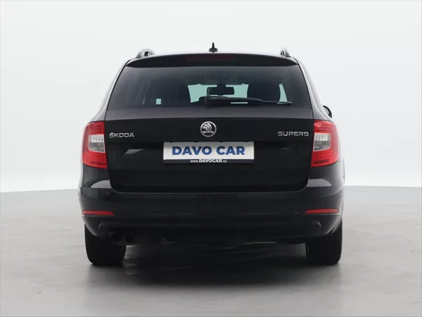 Škoda Superb 2,0 TDI 125kW Ambition DSG - foto 5