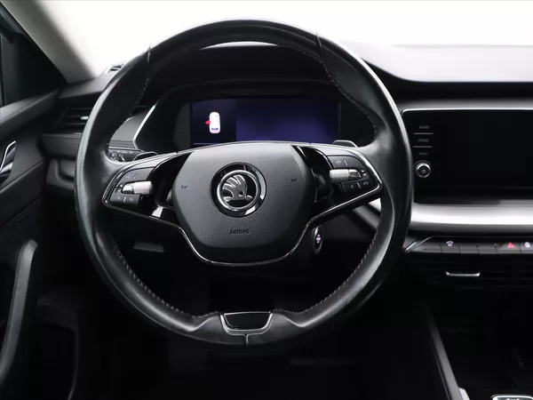 Škoda Octavia 2,0 TDI 110kW 4x4 DSG DPH CZ - foto 15