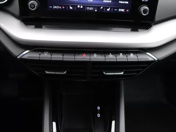 Škoda Octavia 2,0 TDI 110kW 4x4 DSG DPH CZ - foto 22