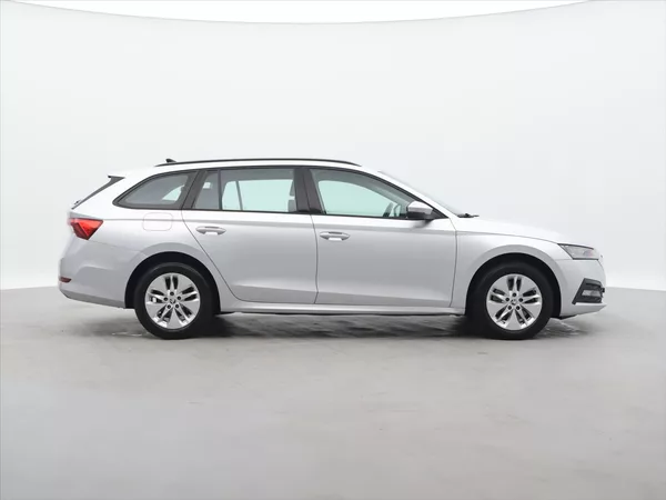 Škoda Octavia 2,0 TDI 110kW 4x4 DSG DPH CZ - foto 8