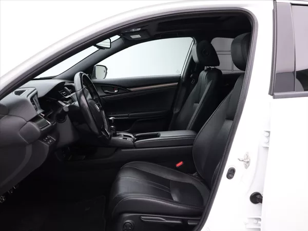 Honda Civic 1,0 VTEC 93kw Executive - foto 6