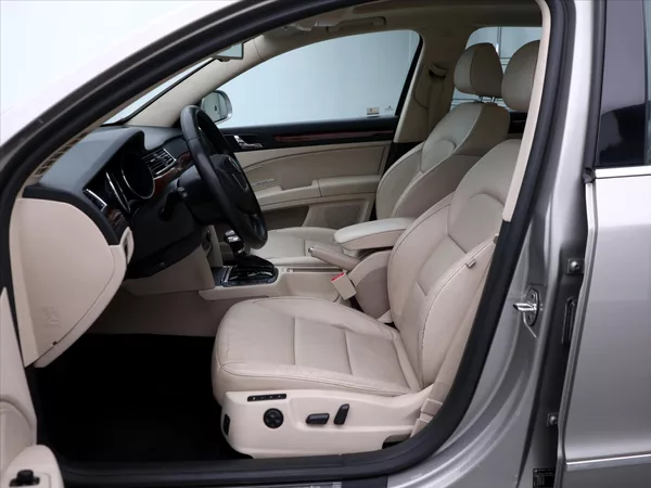 Škoda Superb 2,0 TDI 4x4 DSG Exclusive Kůže - foto 12