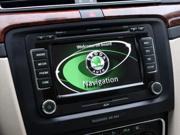 Škoda Superb 2,0 TDI 4x4 DSG Exclusive Kůže - foto 21