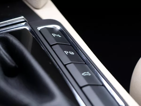 Škoda Superb 2,0 TDI 4x4 DSG Exclusive Kůže - foto 25