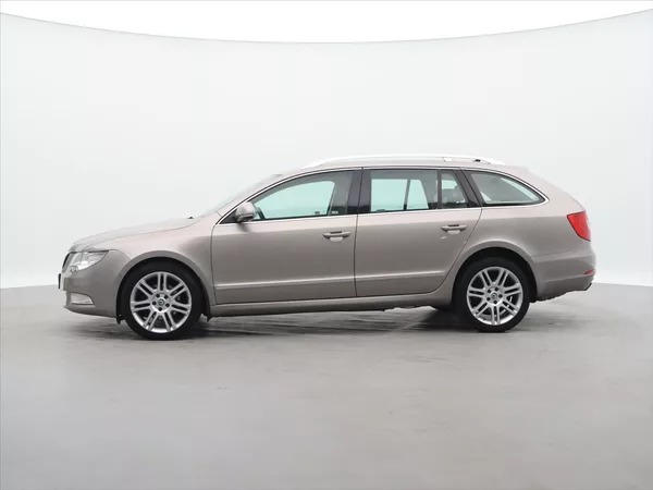 Škoda Superb 2,0 TDI 4x4 DSG Exclusive Kůže - foto 4