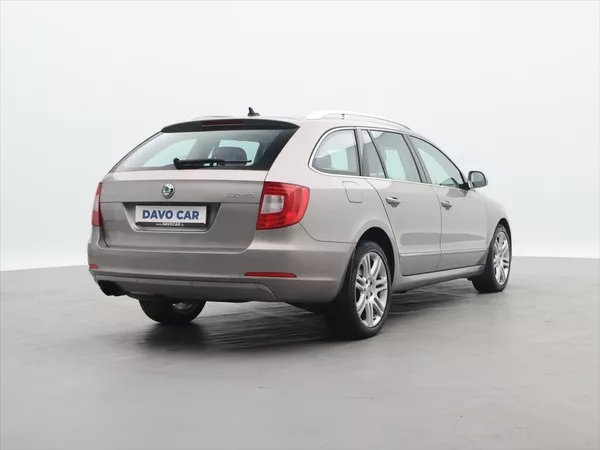 Škoda Superb 2,0 TDI 4x4 DSG Exclusive Kůže - foto 7