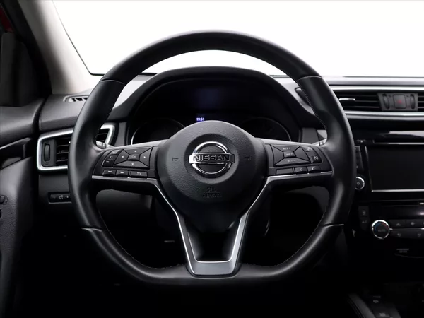 Nissan Qashqai 1,3 DIG-T 116kW DCT Shiro - foto 18