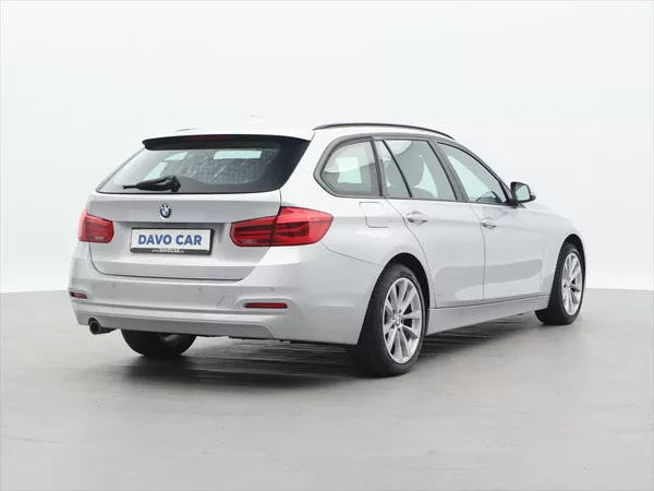 BMW Řada 3 2,0 318da 110kW Advantage - foto 12