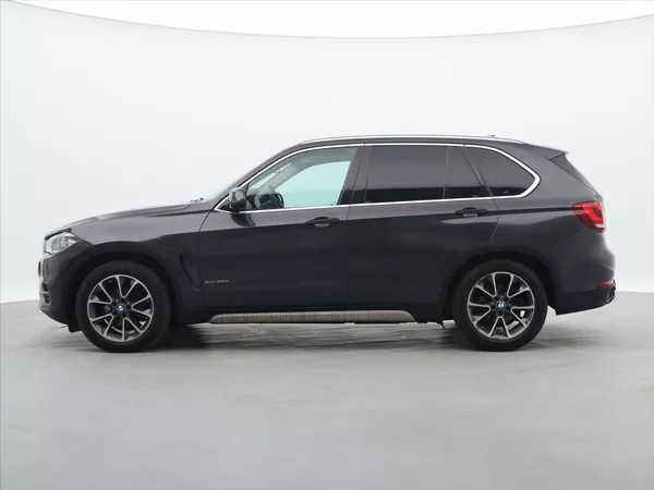 BMW X5 3,0 30d 190kW xDrive CZ - foto 4